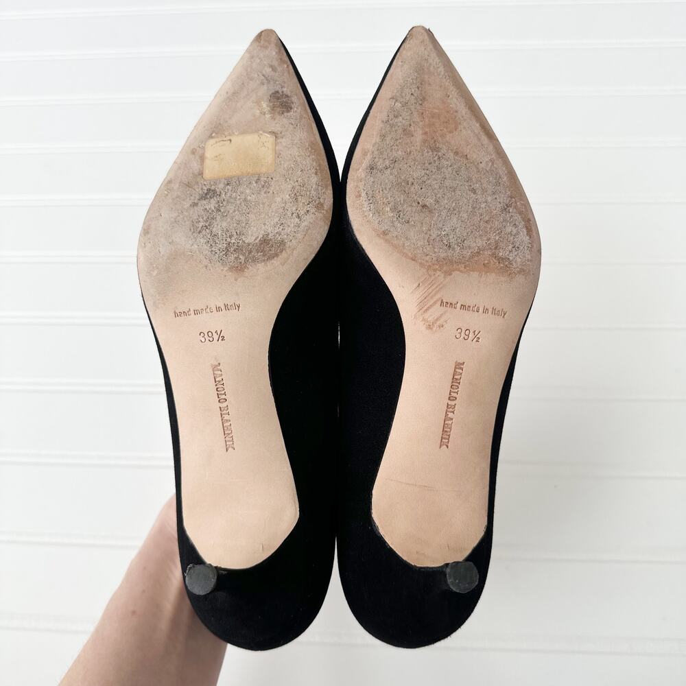 Manolo Blahnik Black Suede Pointed-Toe Pumps - Picture 5 of 7
